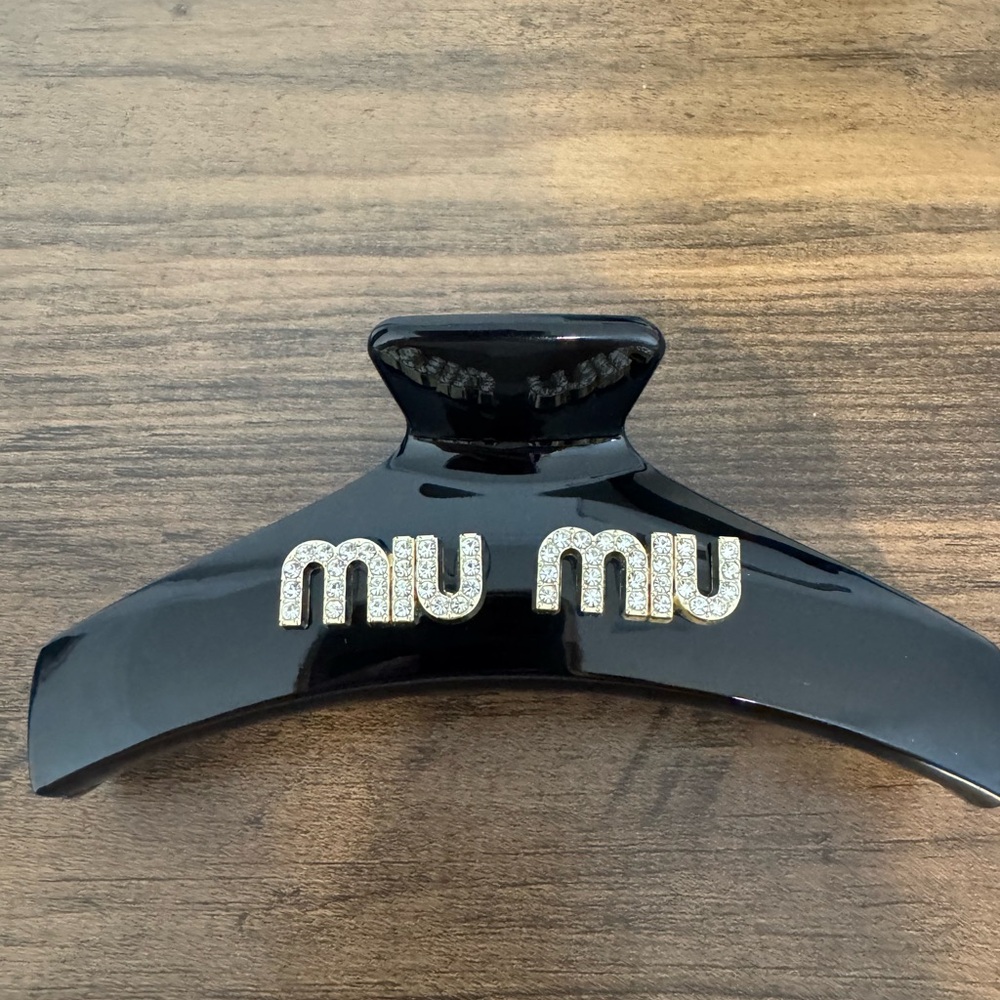 💥SOLD NWT Hair Clip